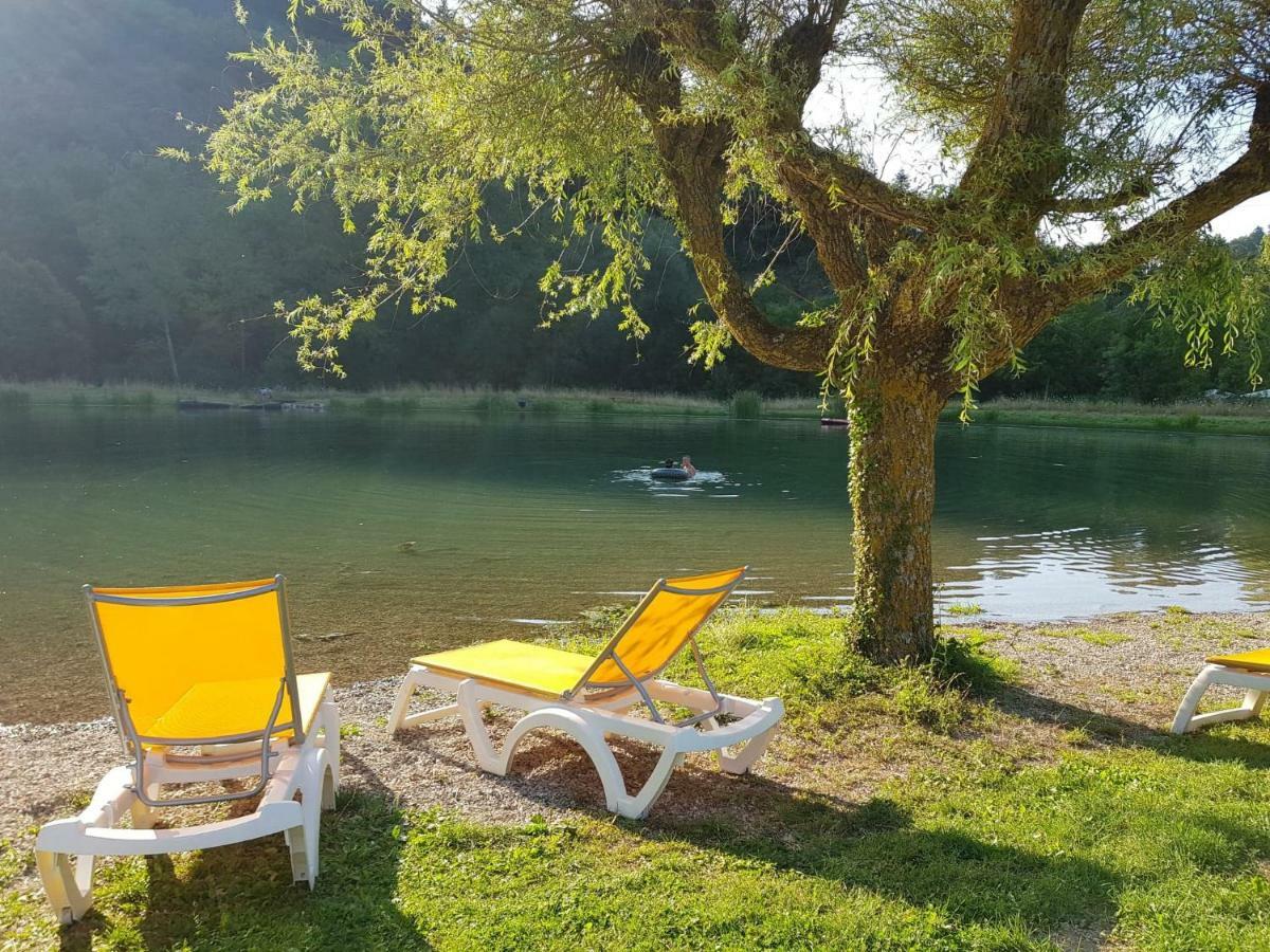 Отель Vvf Sud Aveyron Брюск Экстерьер фото